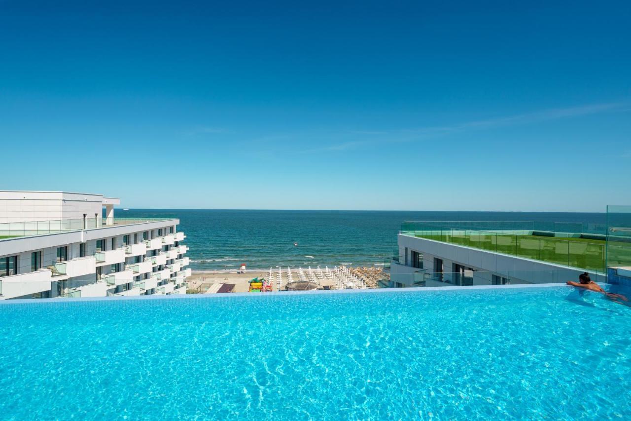 Royale Sundance 224 Infinity Beach Pool & Spa Mamaia Nord Navodari Exterior photo